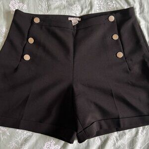H&M, women's shorts with gold buttons, black, size 14, used